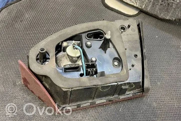 Volkswagen Jetta VI Galinių žibintų komplektas 5C6945307