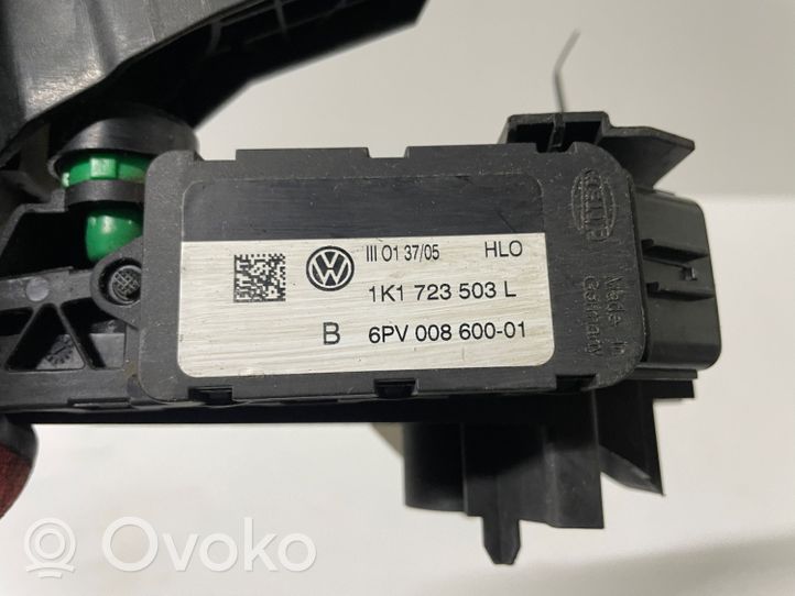 Volkswagen PASSAT B6 Akceleratoriaus pedalas 1K1723503L