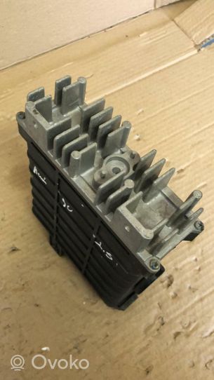 Audi 80 90 S2 B4 Sterownik / Moduł ECU 0280800252