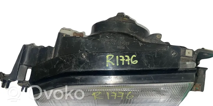 Mazda 323 Lampa przednia 11061250L