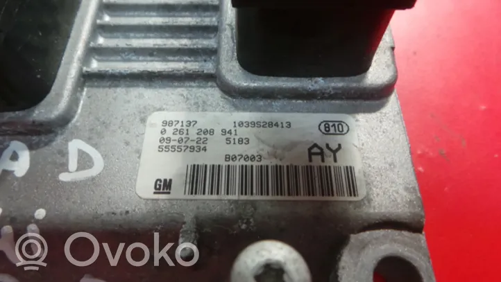 Opel Corsa D Variklio valdymo blokas 