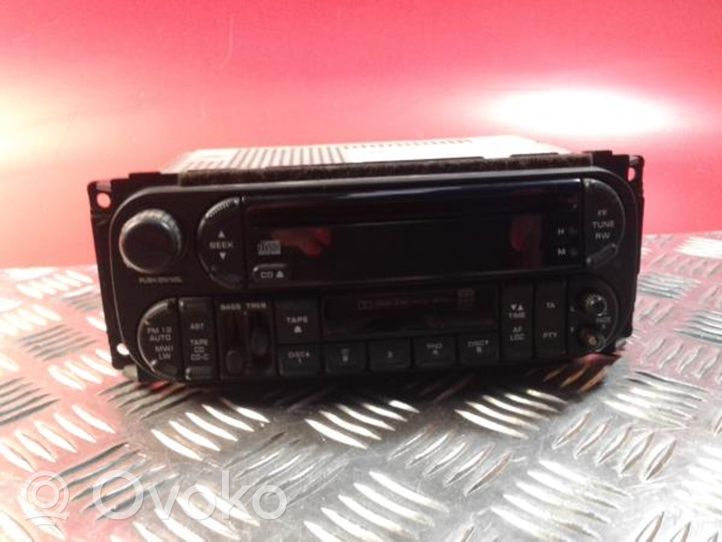 Jeep Grand Cherokee (WJ) Radio/CD/DVD/GPS-pääyksikkö 