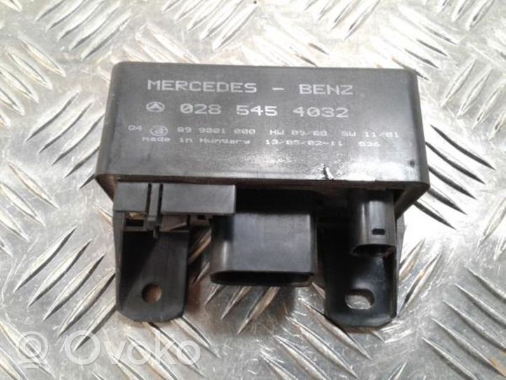 Mercedes-Benz S W220 Glow plug pre-heat relay 