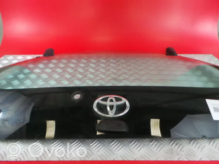 Toyota Aygo AB10 Szyba tylna 