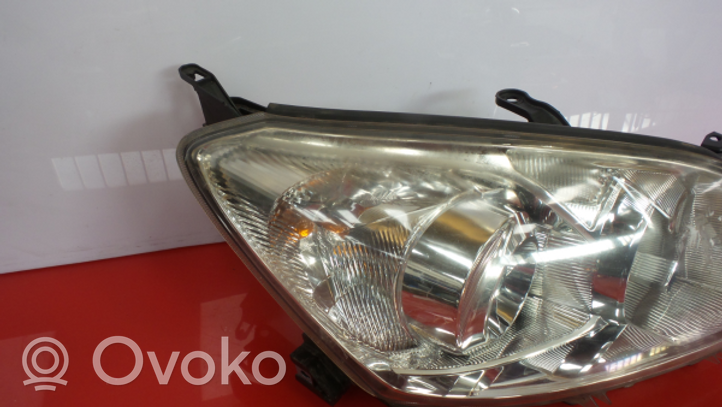 Toyota RAV 4 (XA30) Lampa przednia 