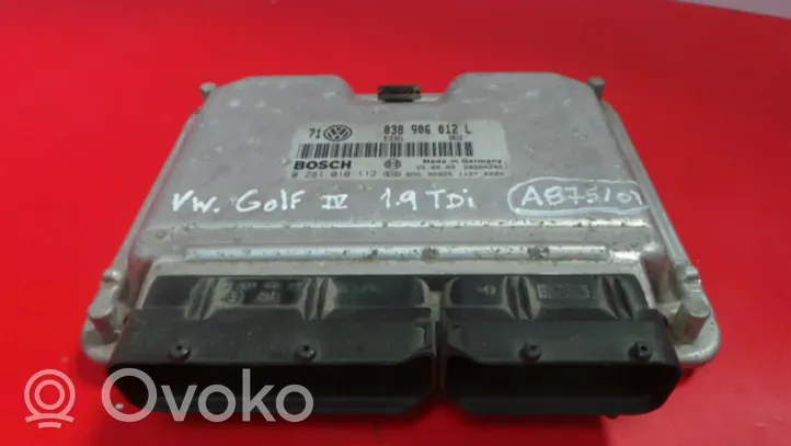 Volkswagen Golf IV Calculateur moteur ECU 