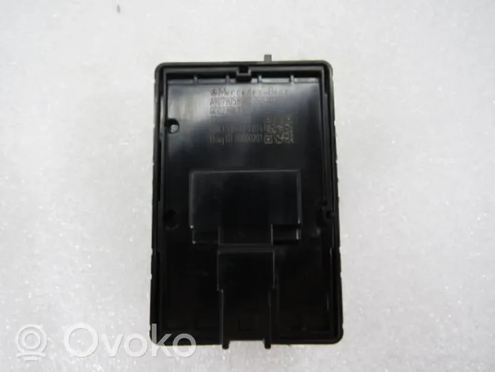 Mercedes-Benz Sprinter W907 W910 Electric window control switch 