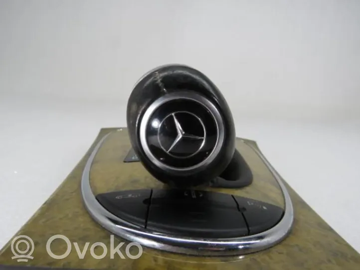 Mercedes-Benz E W210 Vaihteenvalitsimen kytkin/nuppi 
