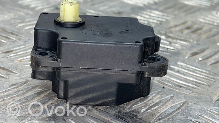 Volvo V70 Moteur / actionneur de volet de climatisation 30676511