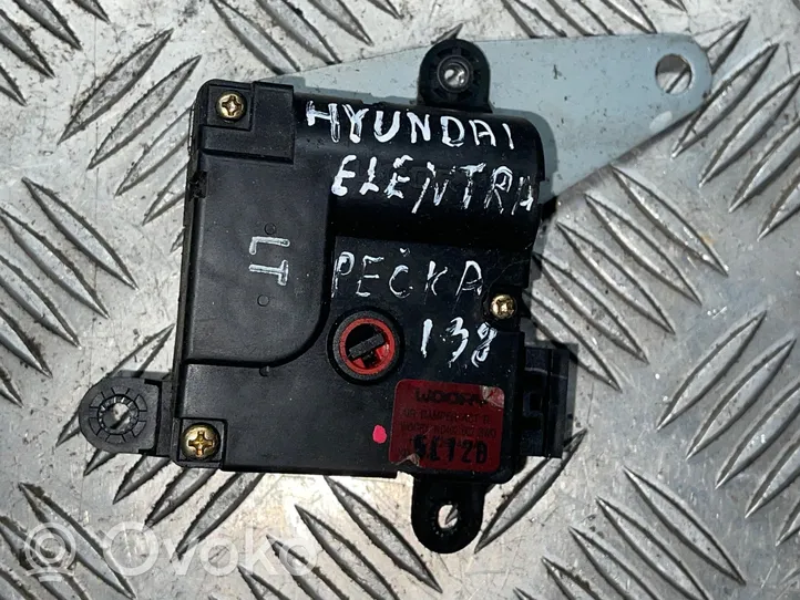 Hyundai Elantra Двигатель задвижки потока воздуха 