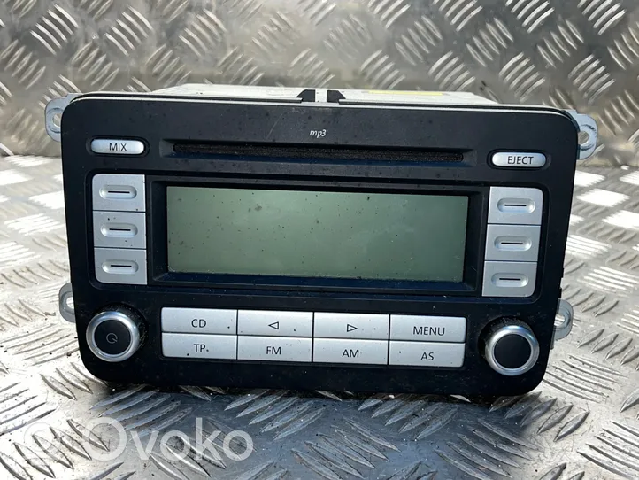 Volkswagen Golf V Panel / Radioodtwarzacz CD/DVD/GPS 5M0035186C