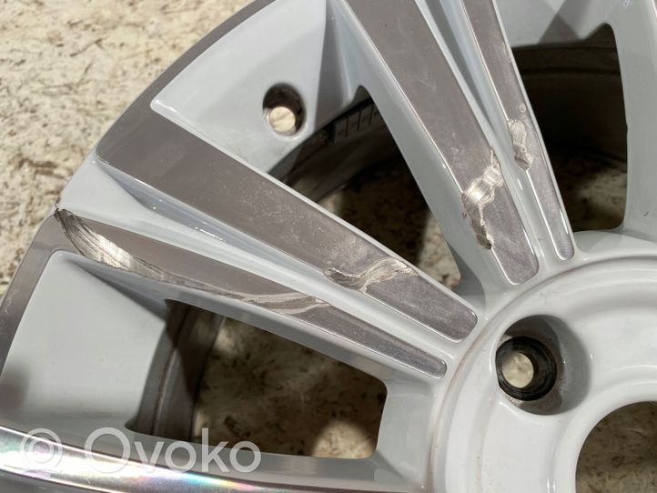 Volkswagen Up Felgi aluminiowe R16 