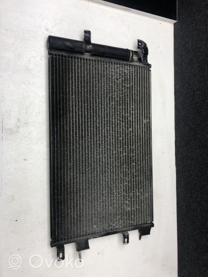 Jaguar XF Gaisa kondicioniera dzeses radiators 