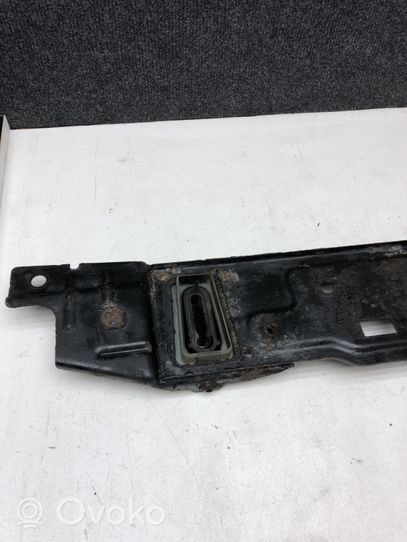 Citroen C4 II Picasso Traverse inférieur support de radiateur 