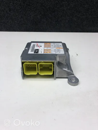 Toyota Yaris XP210 Airbag control unit/module 891700DE20