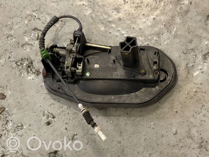 BMW 5 E60 E61 Support extérieur, poignée de porte arrière 51217034543