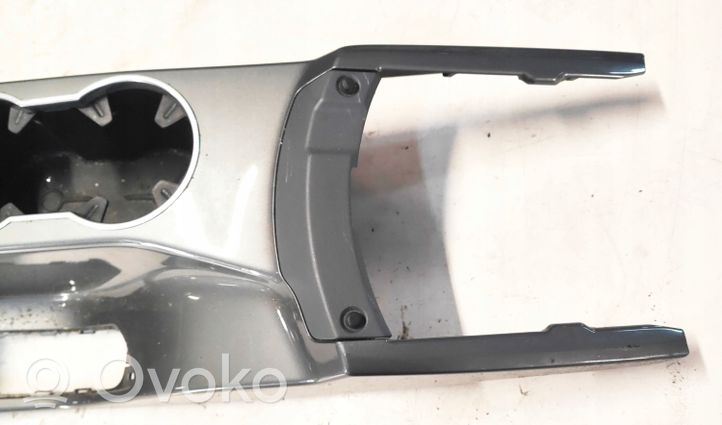 Ford Grand C-MAX Cup holder front 