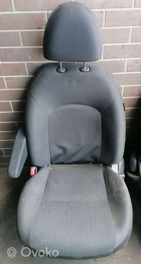 Nissan Micra Fotel przedni kierowcy 