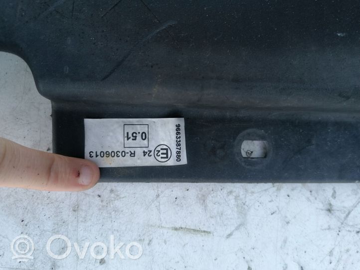 Citroen C4 Grand Picasso Radiateur panneau supérieur d'admission d'air 9663387880