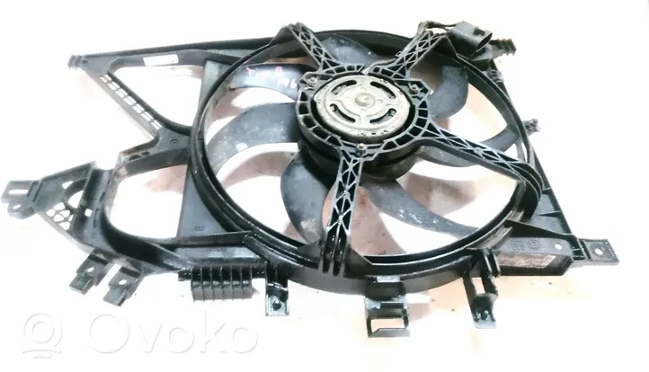 Opel Tigra B Kale ventilateur de radiateur refroidissement moteur 8098217