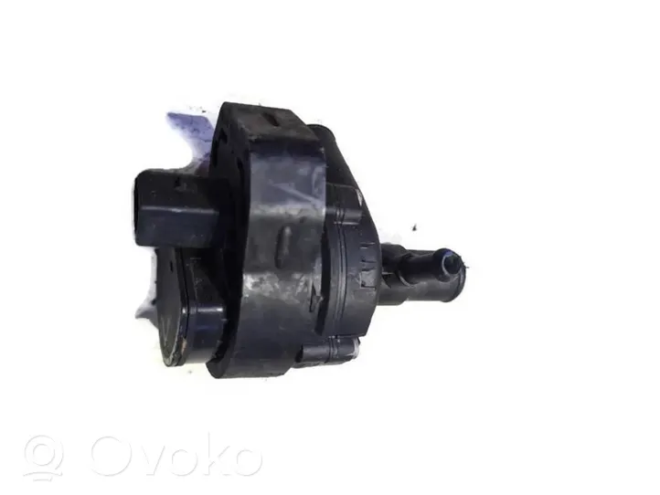 Mercedes-Benz C W204 Pompe à eau de liquide de refroidissement 02775811