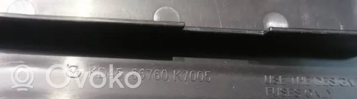 Mazda 6 Couvercle de boîte à fusibles KD4566760K7005