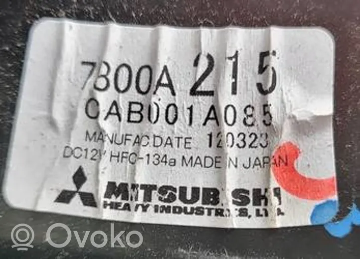 Audi A3 S3 8P Salono oro mazgo komplektas 7800A215