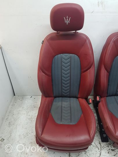 Maserati Levante Sėdynių komplektas 