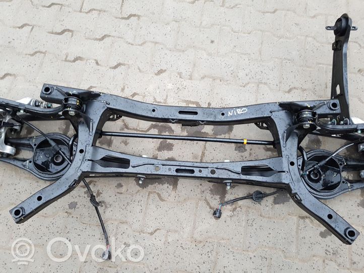 KIA Niro Assale posteriore 62401-D7550