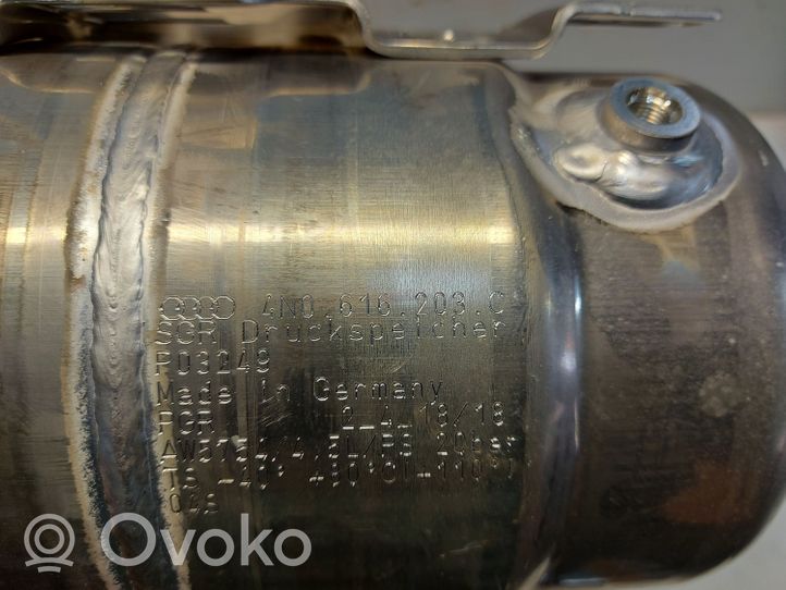 Audi A8 S8 D5 Zbiornik powietrza tylnego zawieszenia pneumatycznego 4N0616203C