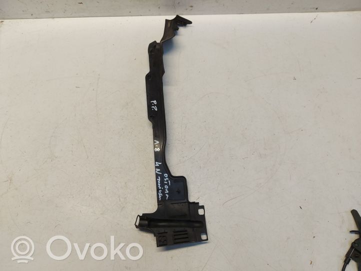 Audi A8 S8 D5 Panel wykończeniowy błotnika 4N0821170