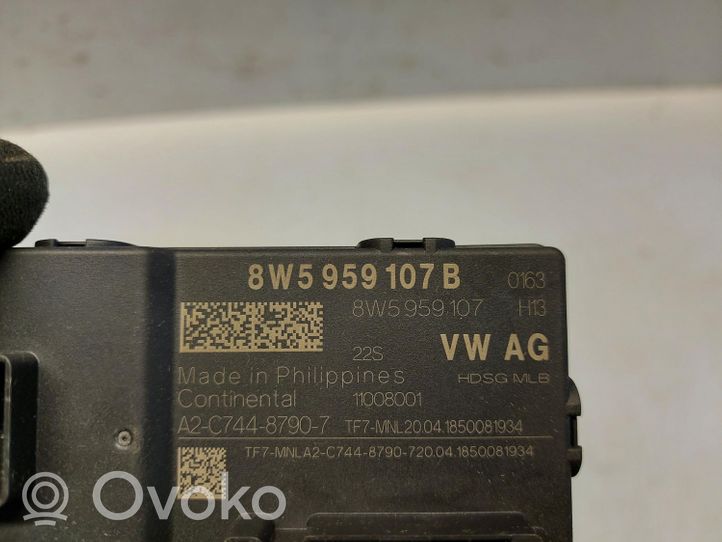 Audi A8 S8 D5 Sterownik / Moduł elektrycznej klapy tylnej / bagażnika 8W5959107B