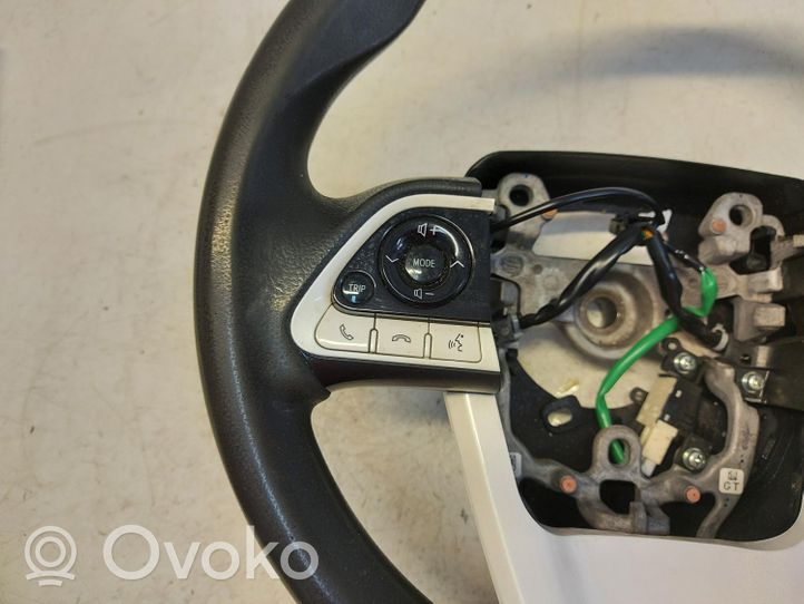 Toyota Prius (XW50) Steering wheel 