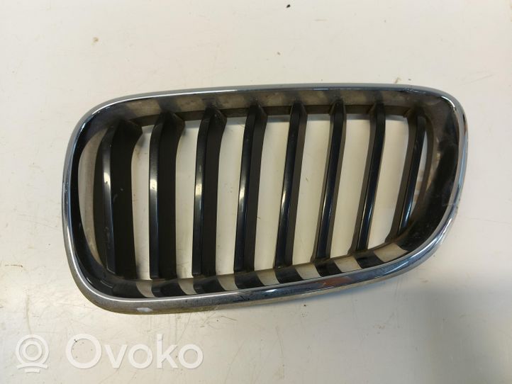 BMW 2 F22 F23 Grille calandre supérieure de pare-chocs avant 