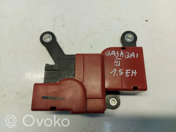 Nissan Qashqai J12 Bezpiecznik / Przekaźnika akumulatora 0536e130