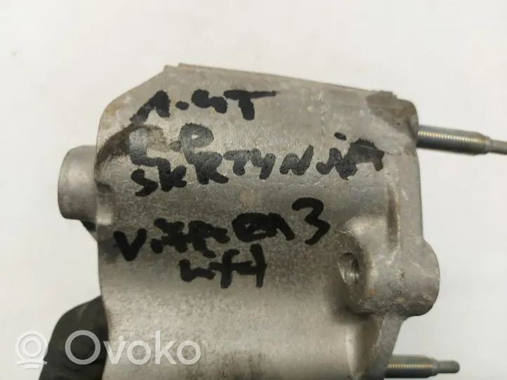 Suzuki Vitara (LY) Łapa / Mocowanie skrzyni biegów 
