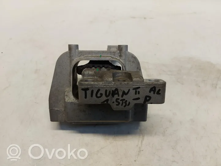 Volkswagen Tiguan Allspace Moottorin kiinnityksen tyhjiöputki 5Q0199262BN