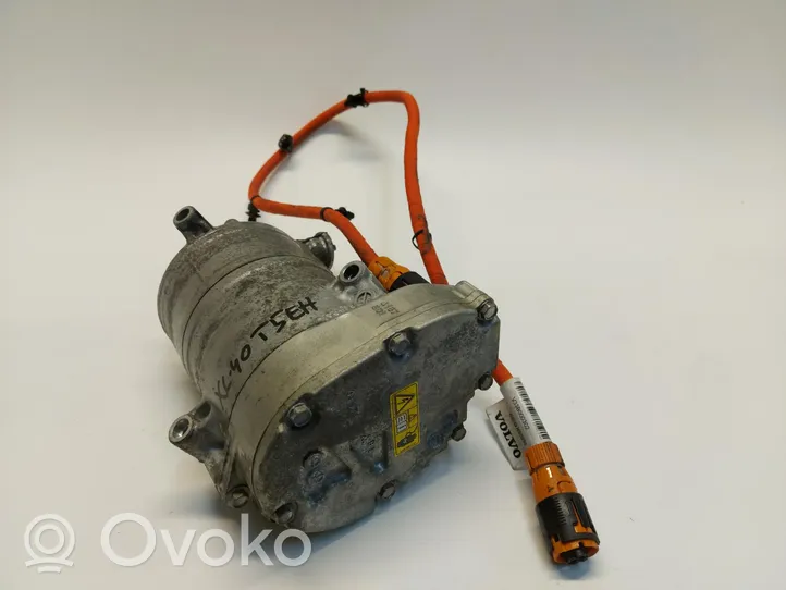 Volvo XC40 Compressore aria condizionata (A/C) (pompa) 32130500