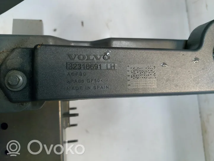 Volvo XC40 Części i elementy montażowe 