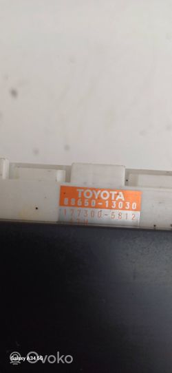 Toyota Corolla Verso E121 Ilmastoinnin ohjainlaite 8865013030