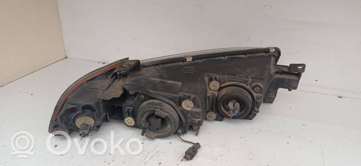 Mitsubishi Galant Phare frontale 72037646