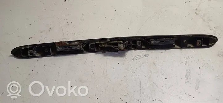 BMW 3 E46 Trunk door license plate light bar 8208504