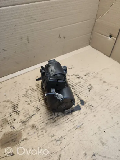 Mazda 323 F Starter motor M3T38882