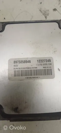 Opel Meriva A Calculateur moteur ECU 8973258946