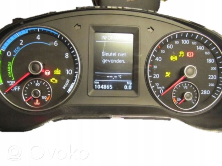 Volkswagen Jetta VI Speedometer (instrument cluster) 5C6920870D