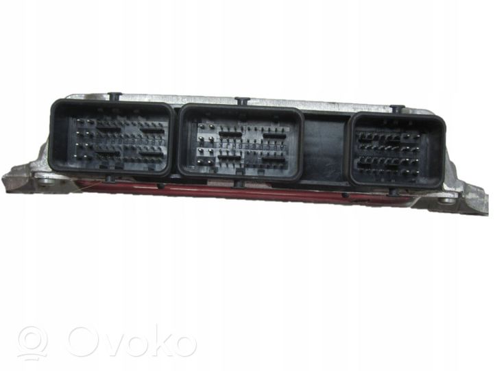 Citroen C6 Variklio valdymo blokas 9658708280