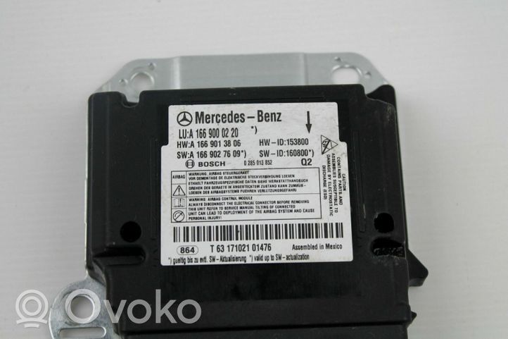 Mercedes-Benz GL X166 Airbag control unit/module A1669000220