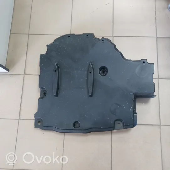 Toyota Yaris XP210 Protezione inferiore del serbatoio del carburante 58415K0010