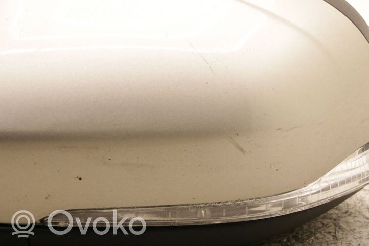 Volvo V70 Elektryczne lusterko boczne drzwi przednich 31298846