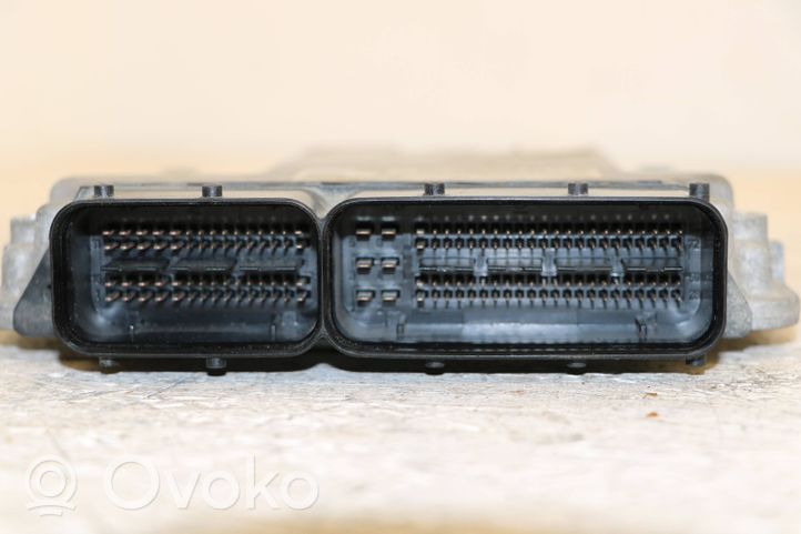 Volkswagen Amarok Sterownik / Moduł ECU 03l906019fc